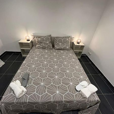 Grand Appartement Climatise Et Fonctionnel Marseille Ngoại thất bức ảnh