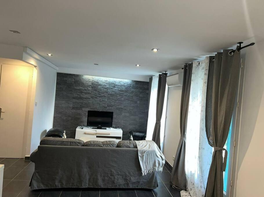 Grand Appartement Climatise Et Fonctionnel Marseille Ngoại thất bức ảnh