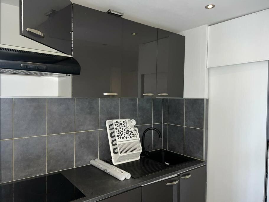 Grand Appartement Climatise Et Fonctionnel Marseille Ngoại thất bức ảnh